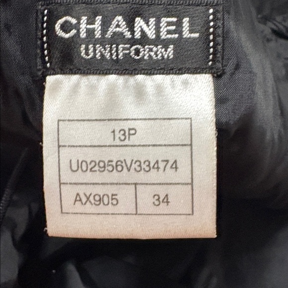 Chanel Uniform Navy Skirt - Picture 4 of 12